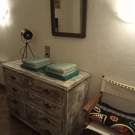 250 Meters From Vale Centeanes, דירה