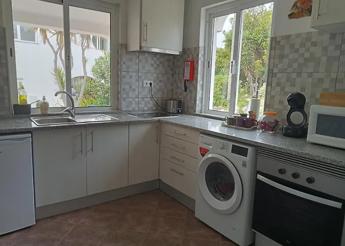 250 Meters From Vale Centeanes, Appartement